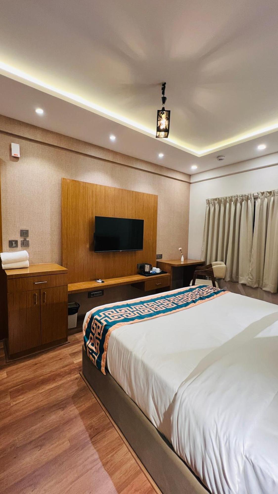 Hotel Aashraya Dod Jala Zewnętrze zdjęcie