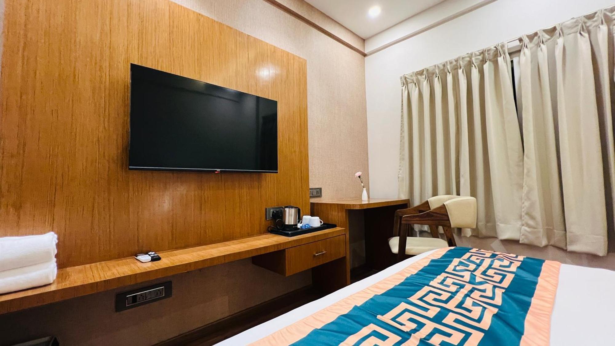 Hotel Aashraya Dod Jala Zewnętrze zdjęcie